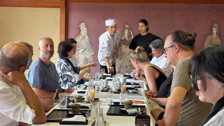 京料理店での交流の様子
